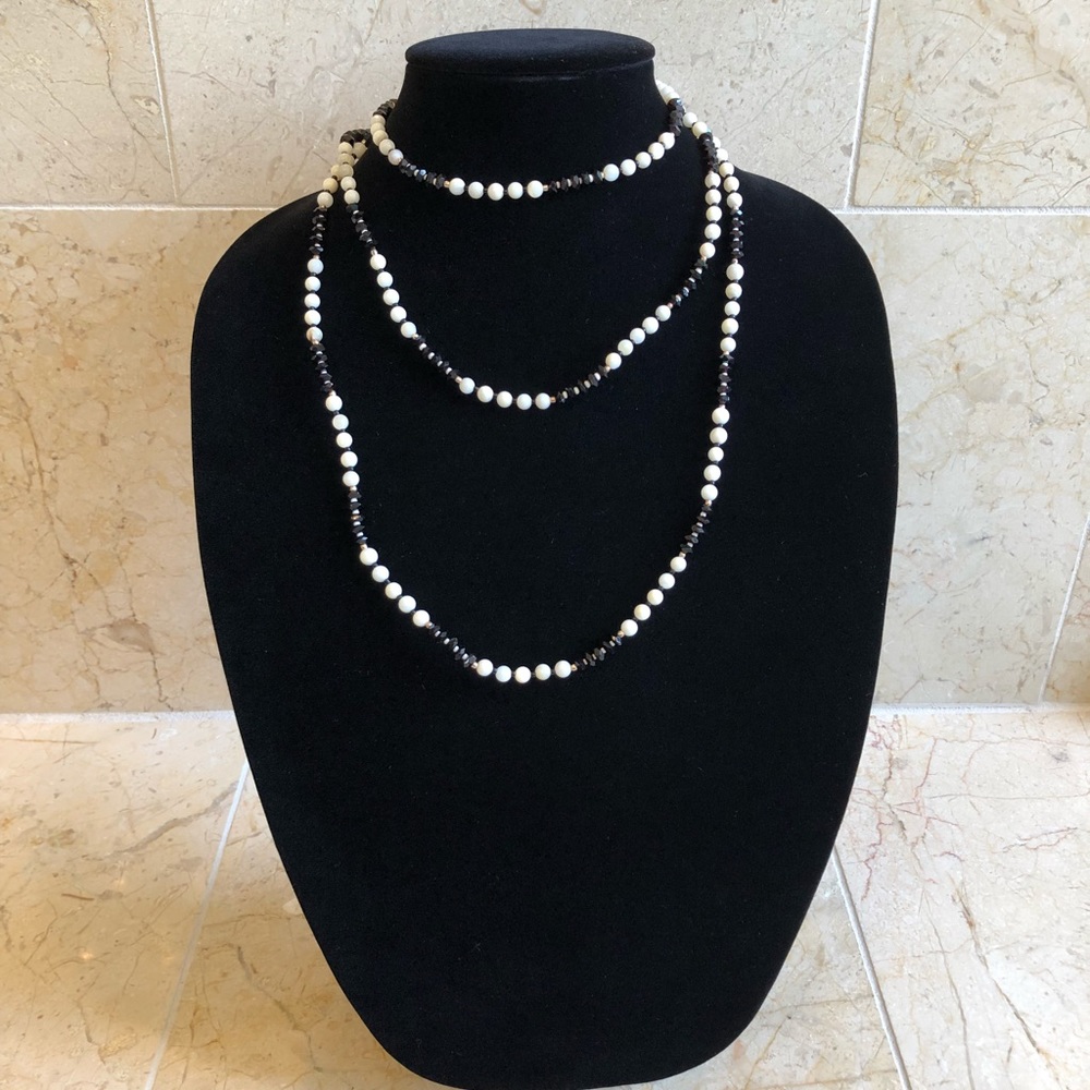 Black amethyst & mother of pearl necklace